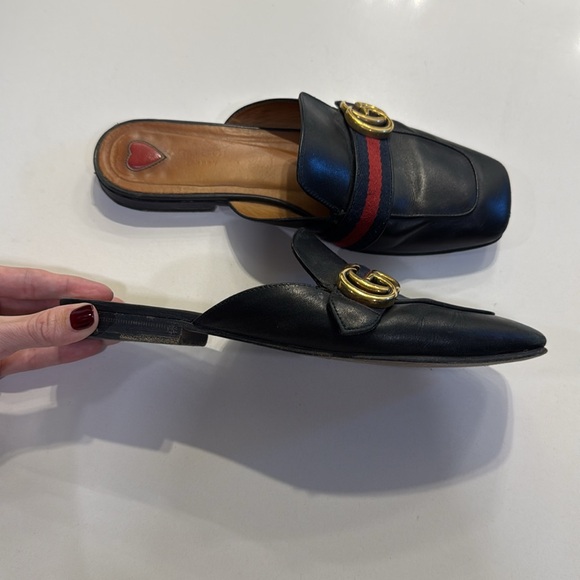 Gucci slides worn a few times very good condition - Picture 3 of 4